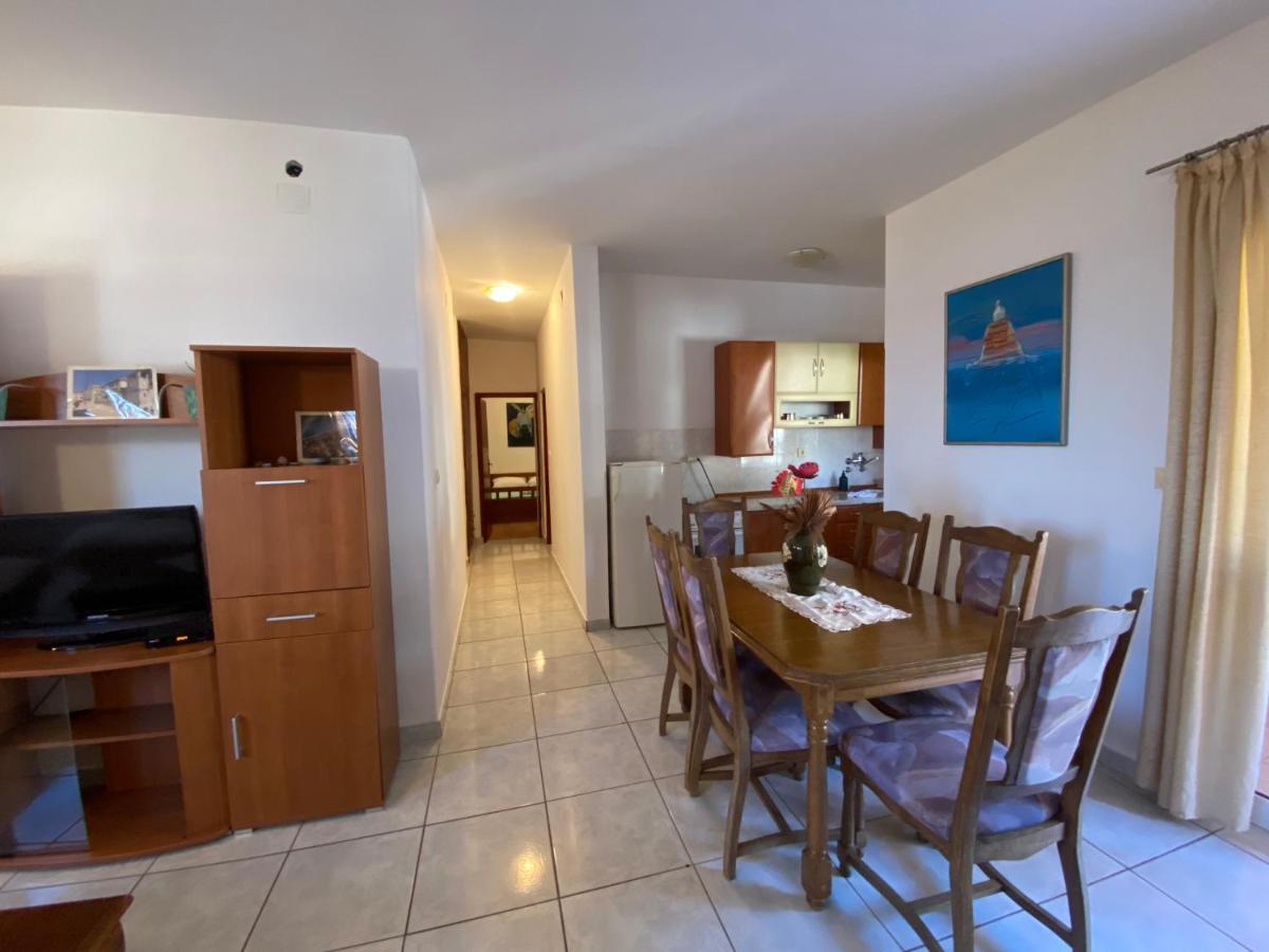 Apartments Mandarina Garden Petrovac Extérieur photo