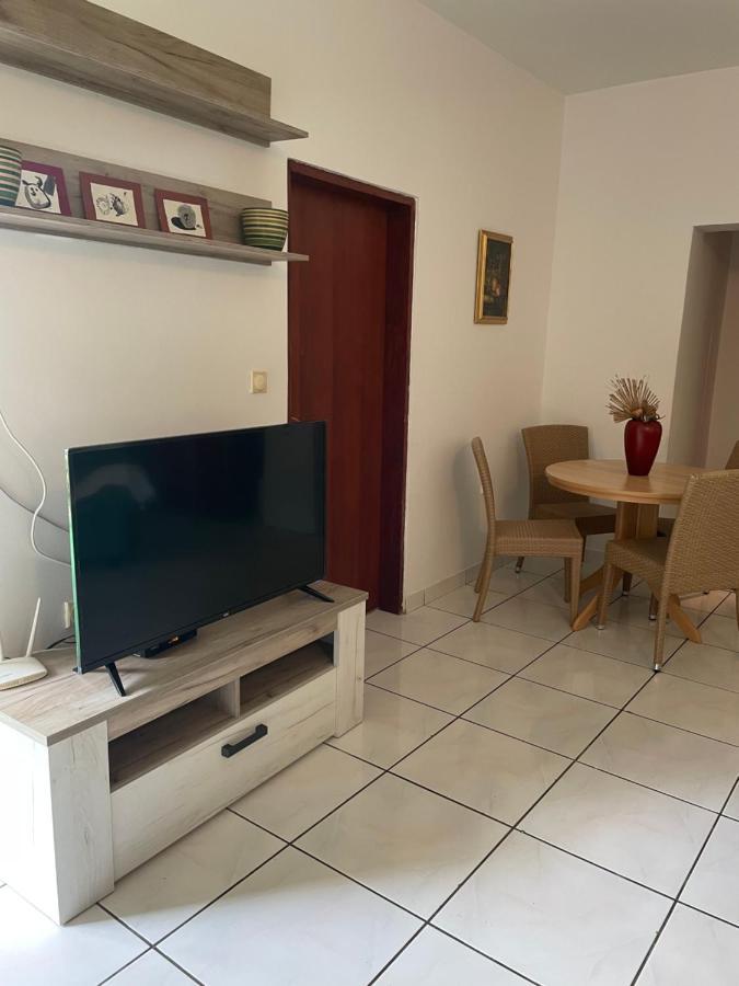 Apartments Mandarina Garden Petrovac Extérieur photo