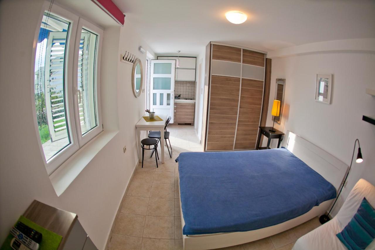 Apartments Mandarina Garden Petrovac Chambre photo